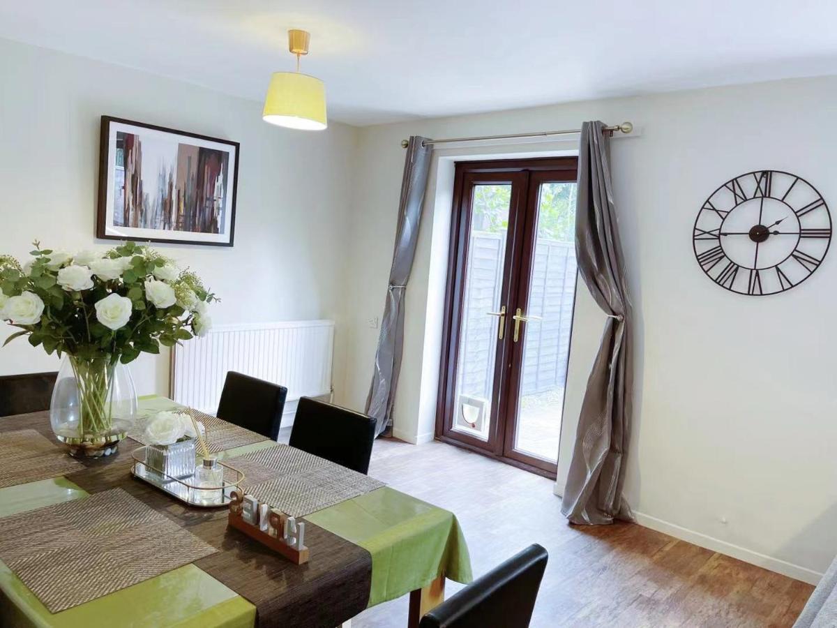 Apartamento Oxford City Centre House With Parking Exterior foto